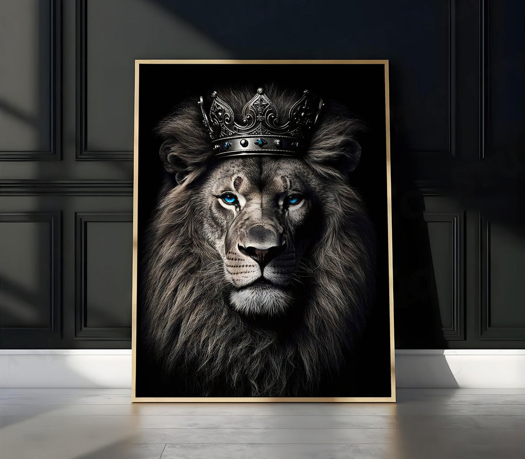 Royal Lion With Crown Modern Canvas Print