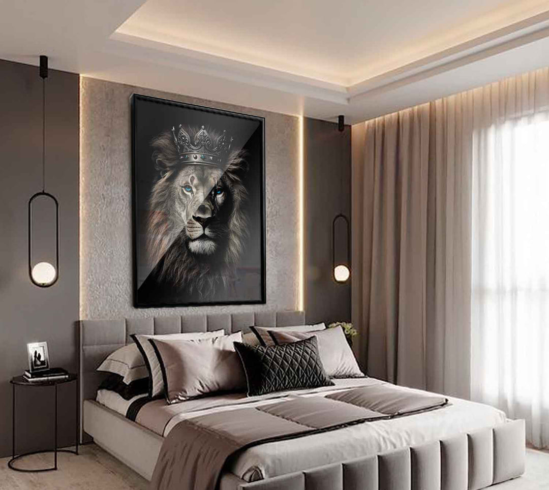 Royal Lion With Crown Modern Canvas Print