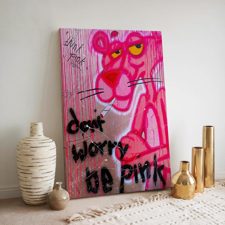 Edge of gallery-wrapped canvas with clean sides